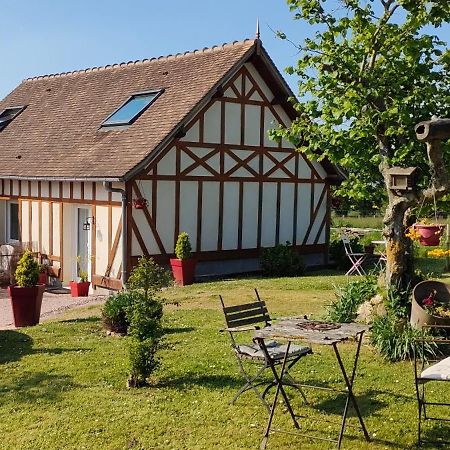Les Lys Jolie Suite Parentale Privative Deux Adultes Avec Sdd Pertheville-Ners Exterior photo