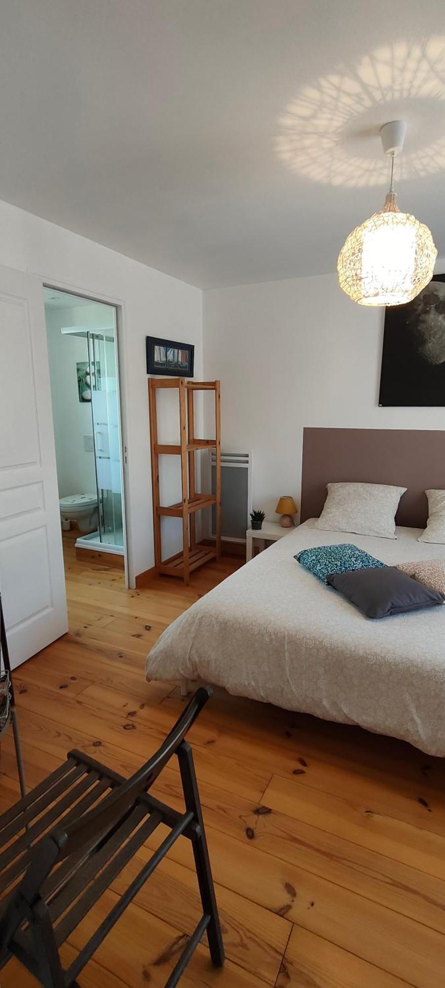Les Lys Jolie Suite Parentale Privative Deux Adultes Avec Sdd Pertheville-Ners Exterior photo